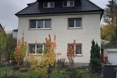 Image de 50 steps to river Main, balcony into the greenery, 2 bathrooms, ideal long stay