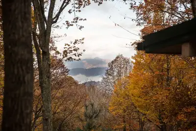 Image de Newly Renovated Mountain Escape, 10 min to downtown Waynesville & Lake Junaluska