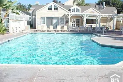 Image de Beautiful Dana Point condo at Niguel Beach Terrace, just steps from the beach!
