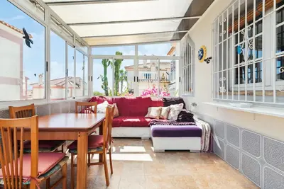 Image de Maison de vacances Torrevieja pour 1 - 4 personnes avec 1 chambre Ă coucher - Maison de vacances