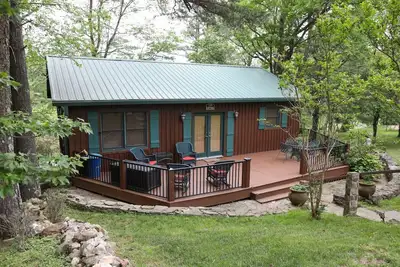 Image de Fern Cottage - where elegance meets the mountain, by Buffalo Mountain Getaway
