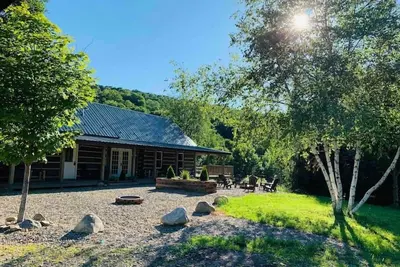 Image de Valley View B - Rustic Log Cabin
