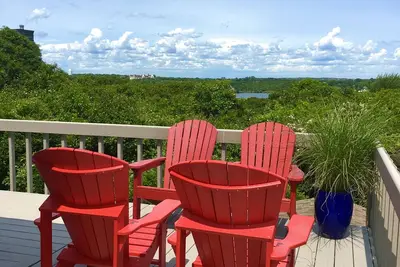 Image de Spectaculaires sur l'océan et de l'eau Vues de luxe Rénové Montauk Accueil