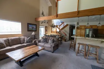 Image de Remodeled Cozy Retreat with creek view - Snowcreek 4 - Toml-Cpan-10380