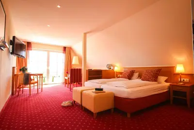 Image de Cozy apartment with a direct view of the Brombachsee