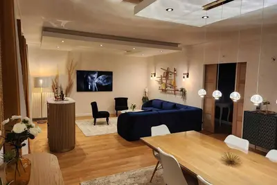 Image de Vaste maison agréable, calme et paisible pour des vacances de luxe