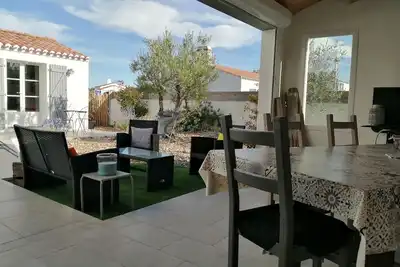 Image de Maison proche du bord de mer et du centre de l’épine
