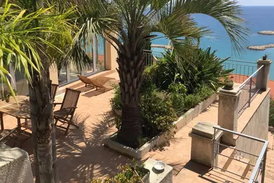 Image de L'ensoleillée Citronniers 52m² Vue exceptionnelle plage 250m Terrasse60m² lits5*
