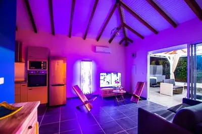 Unique! Superb villa, swimming pool, jacuzzi, sauna, open-air shower