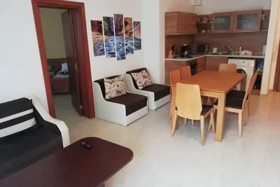 Image de Yves' 2 Bedroom Apartment - Sun Village Sunny Beach near the sea