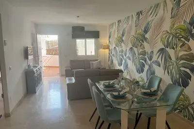 Image de Modern ground floor apartment with huge private terrace, and shared pool access