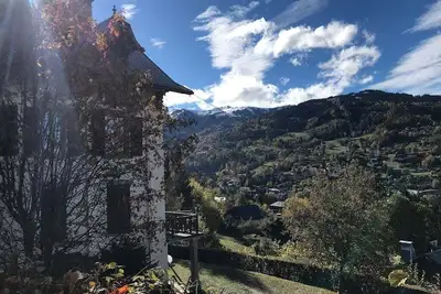 Image de Saint gervais : 110 m2 - 4 chambres- 3 Sdb - rénové avec jardin commun