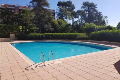 Image de T2 Cannes La Bocca 50m2+Parking Privatif, Piscine, Tennis Golf