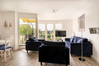 Image de Apartment 10 \"Lachmöwe\" Villa Vogelsang Binz - balcony, beach chair, 2 bathrooms & 2 bedrooms
