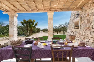 Image de Characteristic house for 6 in the heath of Salento