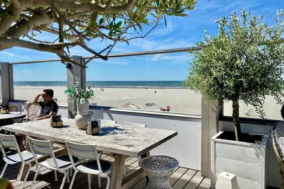 Image de Bakkum: beautifully and comfortably furnished apartment with Airco, close to the beach!
