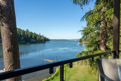 Image de Gorgeous Views 15 min to downtown Peace and Serenity