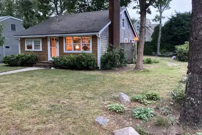 Image de Quintessential Popponesset Beach Cottage - 2 Blocks to Beach
