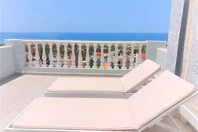 Image de Studio Privé Premium Pour Des Vacances Agréables Dans Un Bel Endroit Avec Piscine Ac