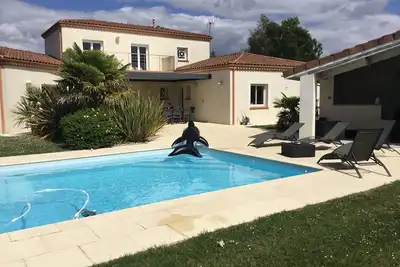 Image de Villa 290 m2 climatisée, piscine pétanque  12 min de Toulouse