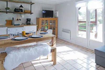 Image de chalet-gîte 6pers. Normandie Piscine Chauffée de Mi-Mai à Fin Septembre (Maugère)