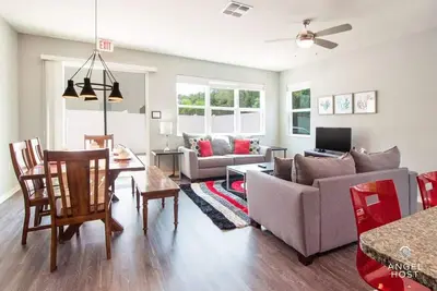 Image de Family Fun - Resort Pool + Game Room near Disney