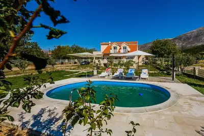 Image de Comfortable villa with heated pool