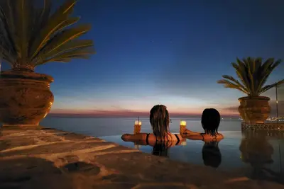 BeachPleaseBaja - Hacienda with Infinity Jacuzzi!
