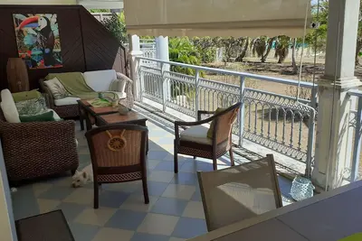 Image de Appartement Lumineux Avec Grande Terrasse Et Piscine :