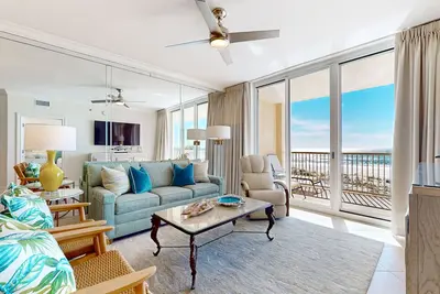 Image de Pretty Gulf Front Condo Fun Amenities, Nearby Shopping & Dining