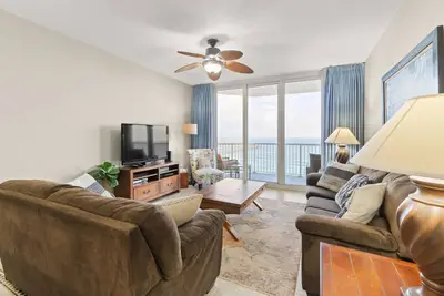 Image de 7th Floor Lovely Condo w/ Outdoor Pool Heated Seasonally, On The Beach