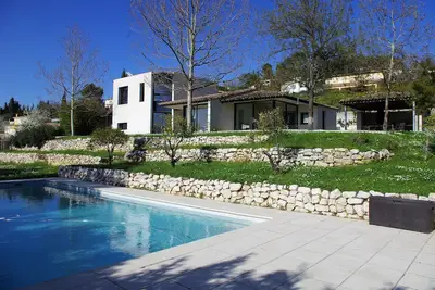 Image de Maison Blanche, Villa au calme avec grande Piscine