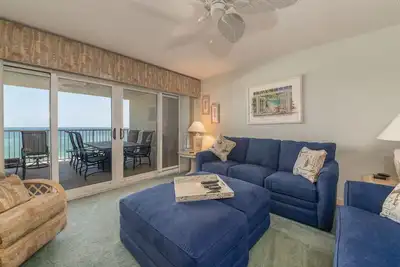 Image de 3rd Floor Comfortable Gulf-Front Vacation Rental, Pool & Hot Tub On-Site