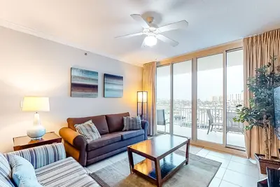 Image de 3rd Floor Warm, Welcoming Condo On Okaloosa Island Waterfall, Lazy River