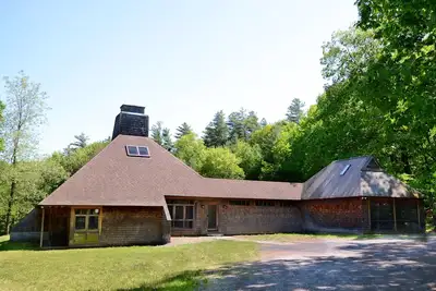 Image de Unique! 40 Pvt. Ac. Fireplace, Grill, Enclosed Heated Pool & Hot Tub