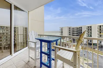 Image de Serene 5th-Floor Condo On Okaloosa Island Covered Parking Gulfside Pool