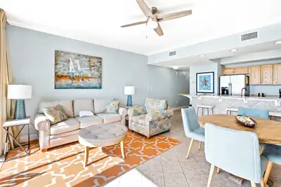 Image de Home On Okaloosa Island Near Beach Covered Parking