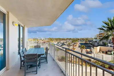 Image de 3rd Floor Upscale, Welcoming Condo At Waterscape Waterfall, Lazy River