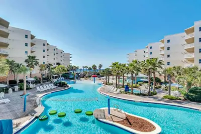 Image de 5th Floor Lovely Condo At Waterscape Waterfall, Lazy River