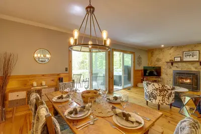 Image de Blue Ridge Getaway w/ Hot Tub & Seasonal View!