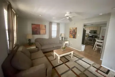 Image de Premier Host Listing - 2br Fish Bay Ste 1 House to Beach & Water Park,