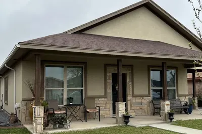 Image de 3 bedrooms 2 1/2 bathrooms sleep 7 people