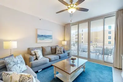 Image de Elegant, Spacious Condo On Okaloosa Island 490 Feet Of Private Beach