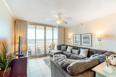 Image de Spacious, Beach-Chic Condo At Waterscape Steps To Beach Lazy River