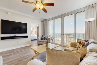 Image de Picturesque Gulf-Front Condo Steps To Beach Gulfside Pool & Exercise Room