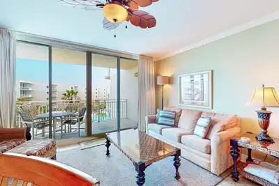 Image de Warm, Welcoming Condo At Waterscape w/Children's Playground & Two Hot Tubs