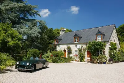 Image de La Gloire - 1 bedroom paradise retreat for couples