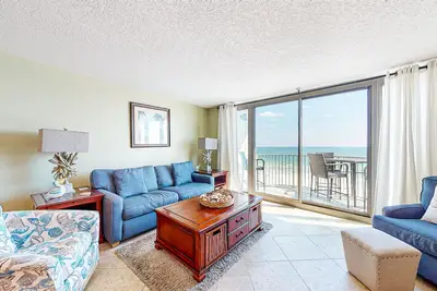Image de 7th-floor, Gulf-front condo with views - close to dining