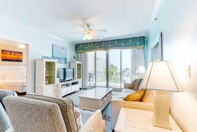 Image de 3rd Floor Beachy Condo At Waterscape 490 Feet Of Private Beach