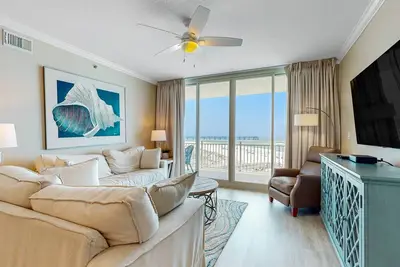 Image de Gulf-Front Condo On Okaloosa Island Playground, 2 Hot Tubs